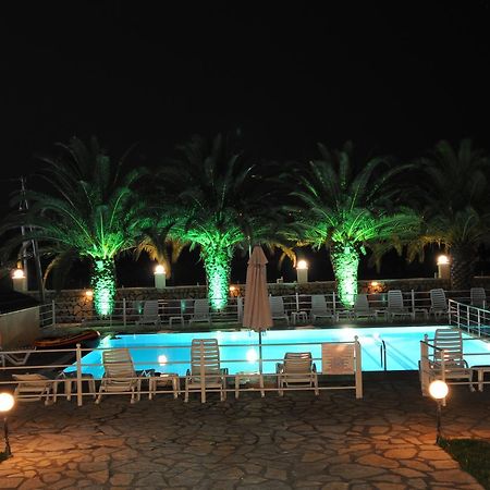 Cleopatra Hotel Kanali  Buitenkant foto