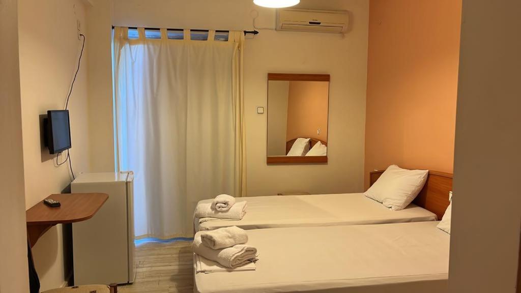 Cleopatra Hotel Kanali  Buitenkant foto