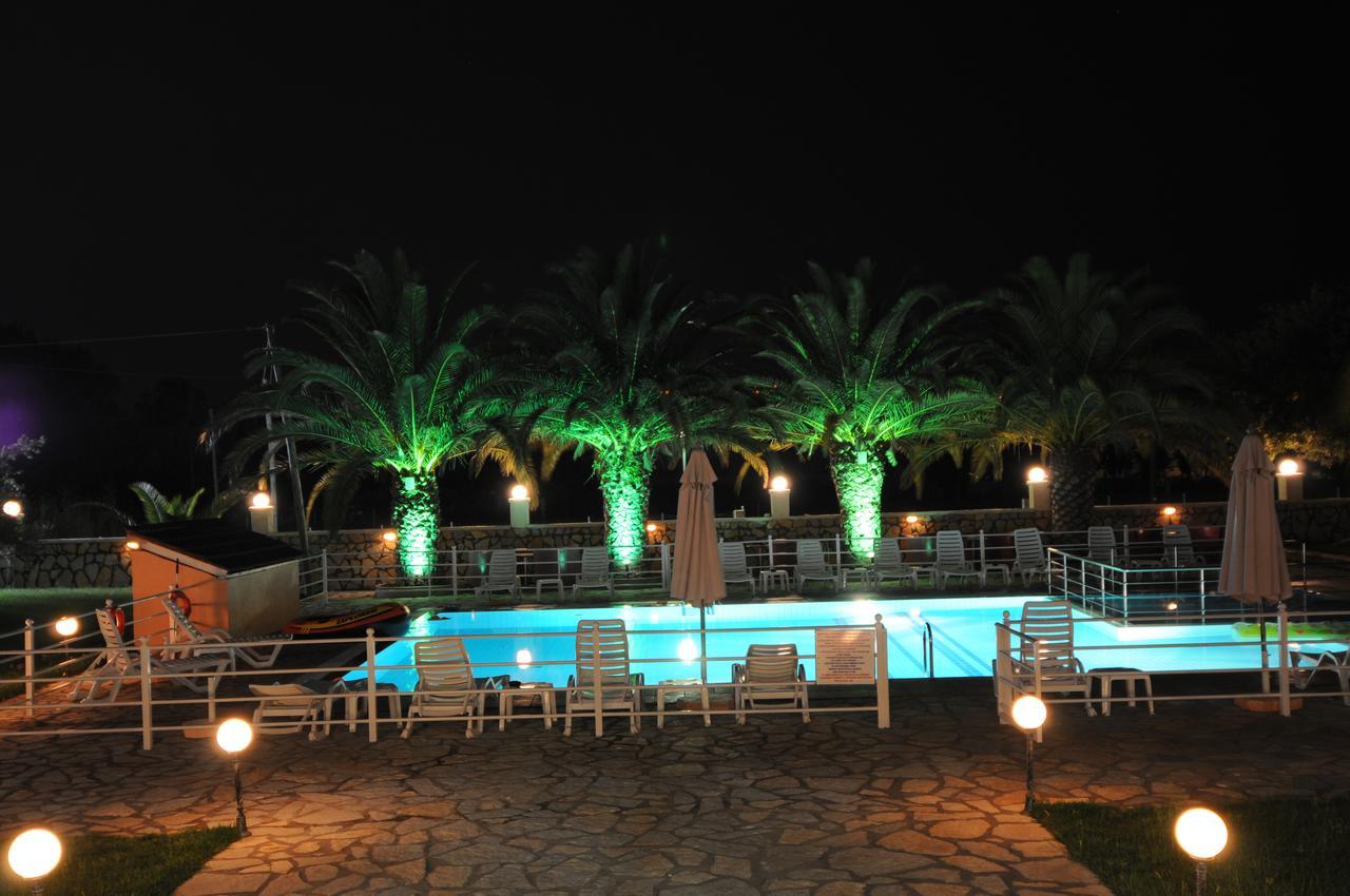 Cleopatra Hotel Kanali  Buitenkant foto