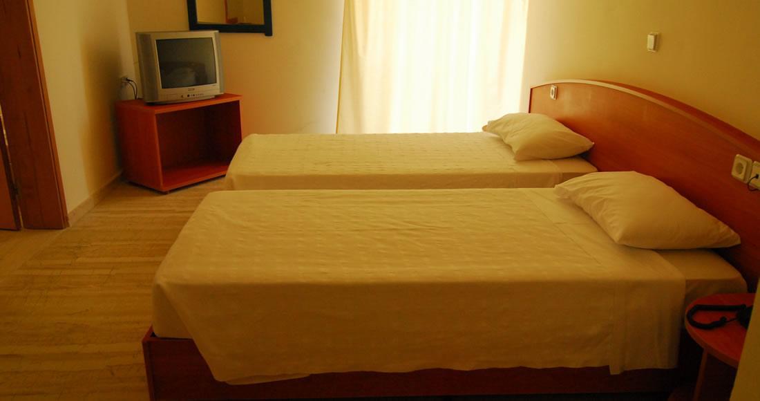 Cleopatra Hotel Kanali  Buitenkant foto